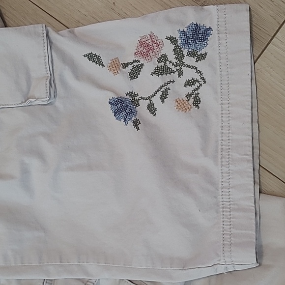 Abercrombie Kids Floral Embroidered Cargo Pants High Waist Flait 13/14 - Picture 4 of 7